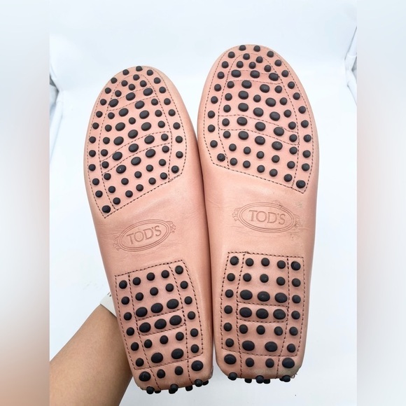 Tod’s Blush Pink/ Aurora double T Gommini leather loafers 38.5 - Picture 9 of 10